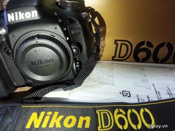 Nikon D600 dưới 3k shot & 50 1.8 D