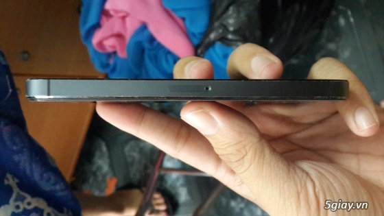 Mình cần bán 1 ip5 16gb quốc tế icloud chính chủ ngoại hình 90% - 1