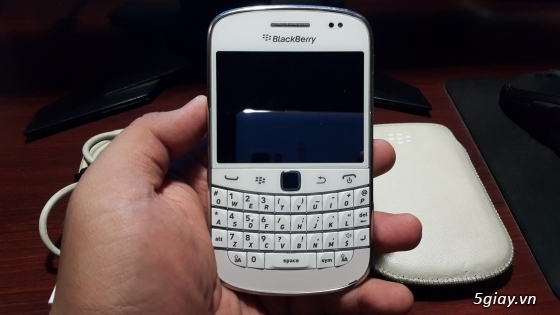 Blackberry Bold 9900 white 98% - 1