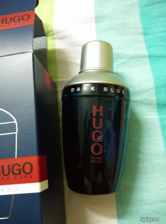Bán nước hoa Hugo Boss Dark Blue, Burberry Sport for Men và Son dưỡng môi Yves Roches - 3