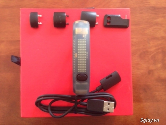 Vòng đo sức khỏe NikeFuelBand Black ICe Cực đẹp. Hàng XỊN 100% USA. 23h59 25/05/15 - 3