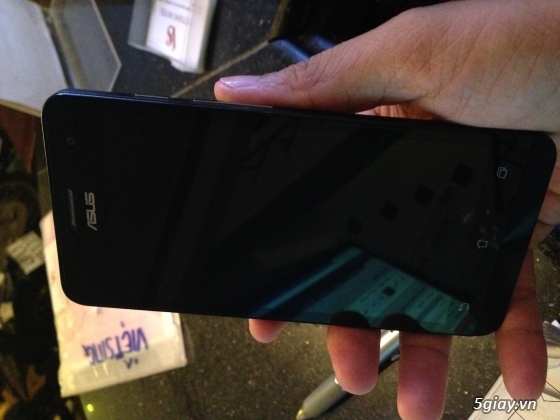 Asus ZenPhone 5 Cần bán. Giá 2tr3!