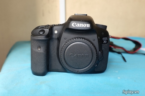 Cần bán em Canon 7D giá Sinh viên