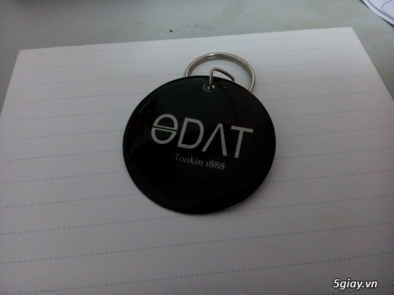 Làm biển tên nhân viên, thẻ tên cài áo, huy hiệu các loại - LH: 0977.492.538