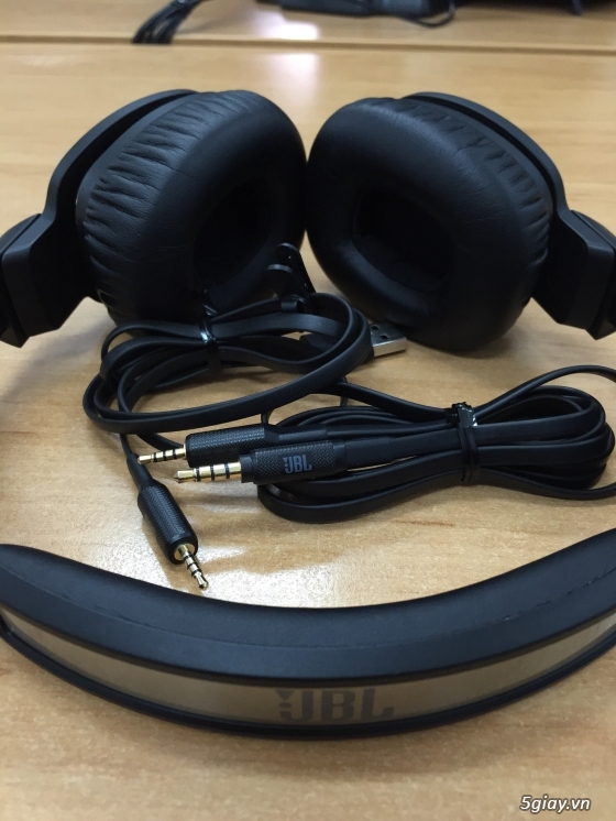 Dư dùng bán tai nghe jbl bluetooth wireless on ear stereo headphone (j56bt) - 4
