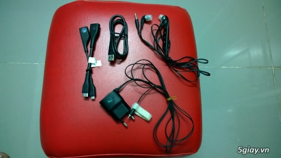 Bộ phụ kiện theo máy nokia n8