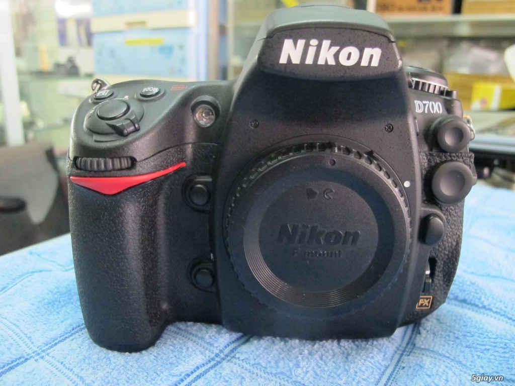 Nikon d700 mới hơn 95%. fullbox. 2,5k shot - 4