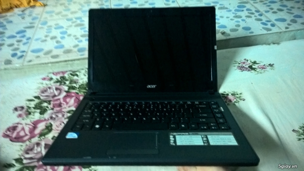 Cần bán gấp laptop Acer 4749Z
