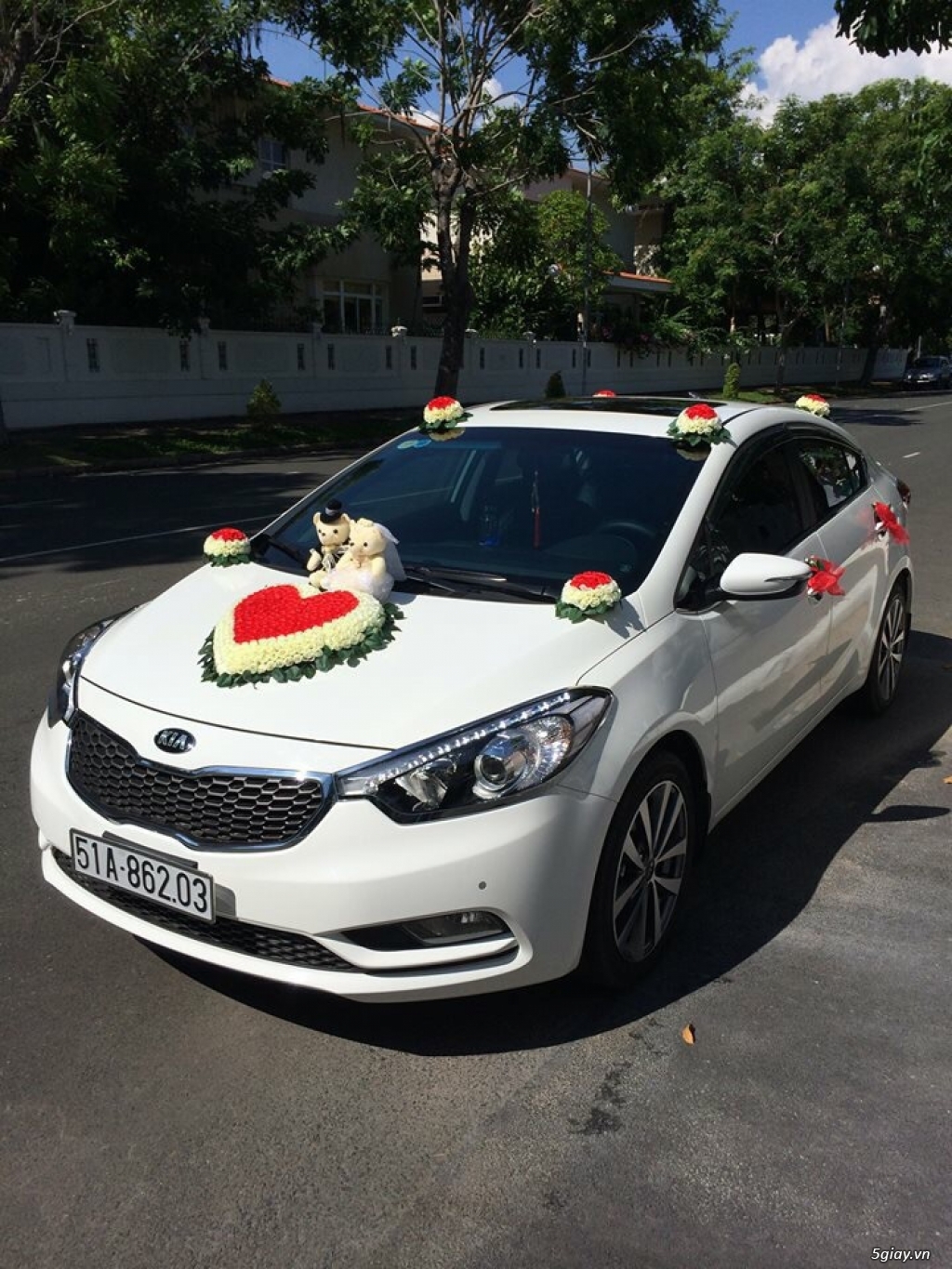 Cho thuê xe TỰ LÁI  giá rẻ tại TPHCM 0942929900 - 1