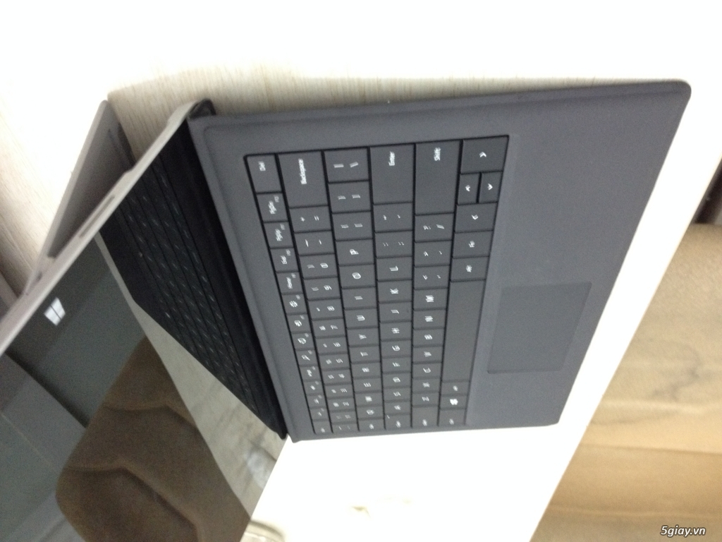 Bàn phím Surface Pro 3 Type CoverNhập từ Mỹ về 5giay