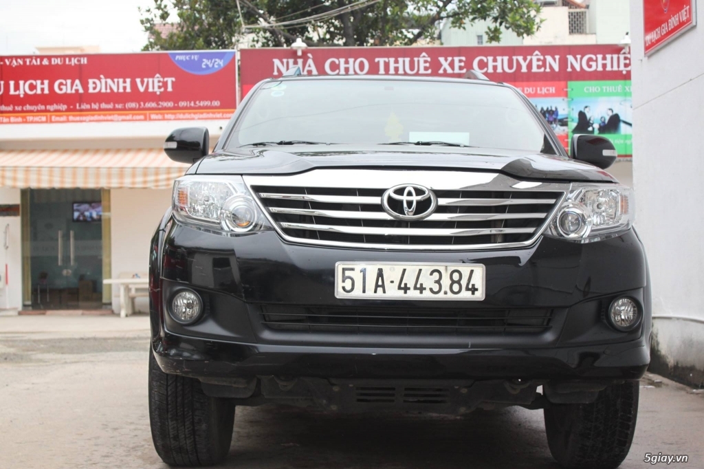 Cho thuê xe TỰ LÁI  giá rẻ tại TPHCM 0942929900 - 8