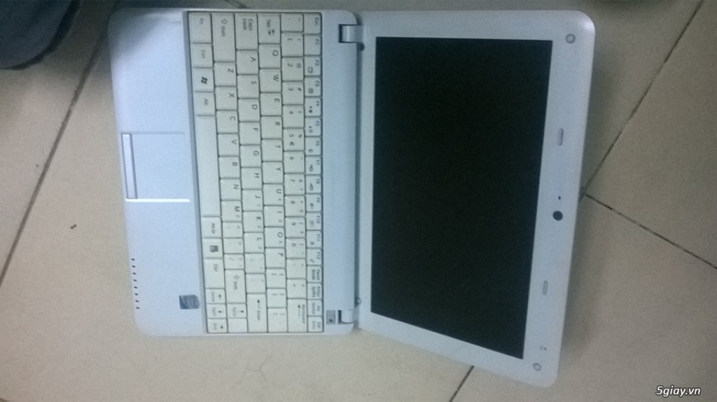 Laptop Mini AXI00 cpu Atom 270N 10in