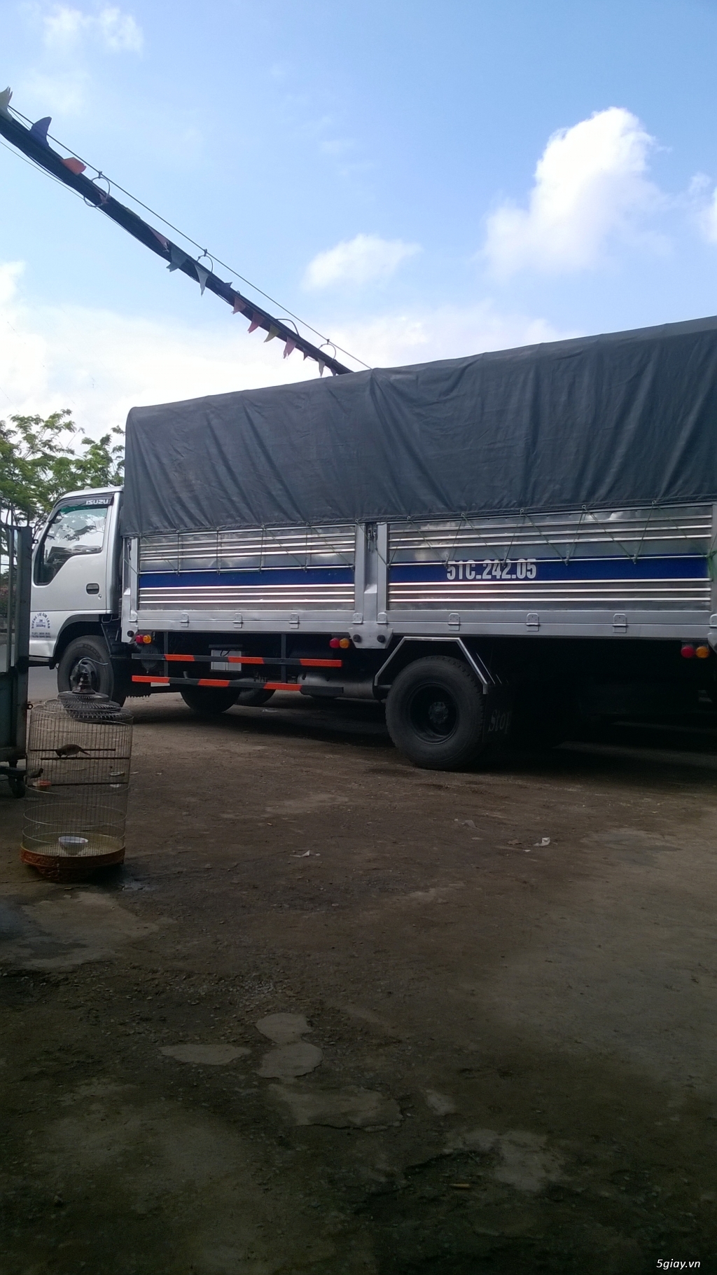 nhận chở hàng xe tải