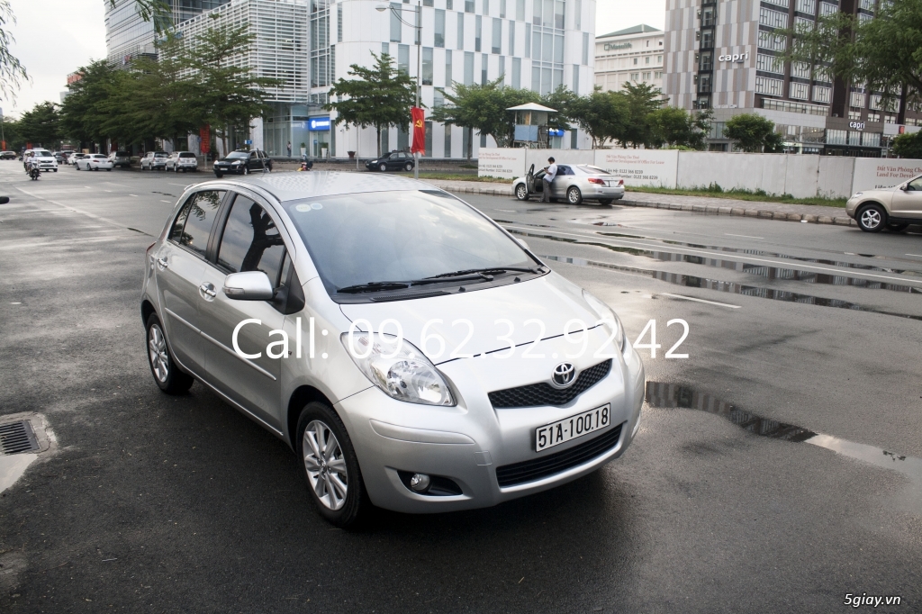 Toàn Hatchback: Toyota Yaris &KIA New Morning 2011 lung linh là lên luôn - 19