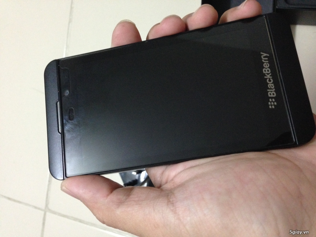 Bán BB Z10 fullbox trùng IMEI, tặng bao da