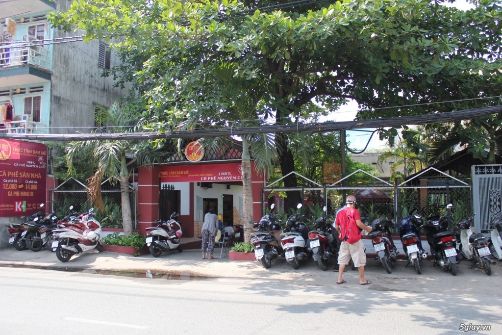 Nhượng lại mặt bằng quán cà phê ở 304 nguyễn văn đậu, giá 145 triệu