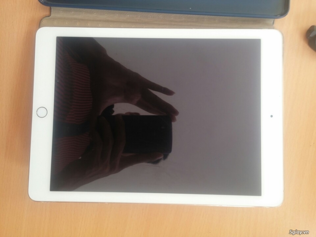IPad ari 2 16gb wifi new 99% USA giá HOT - 3