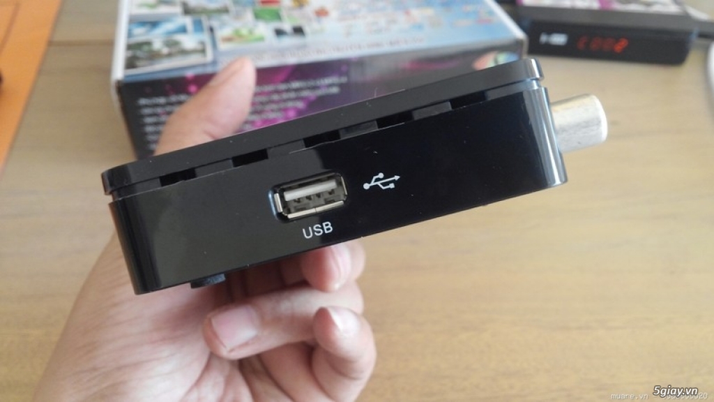 Đầu thu kỹ thuật số DVB-T2 VJV/HD-012 58ch 8ch HD Free 515k
