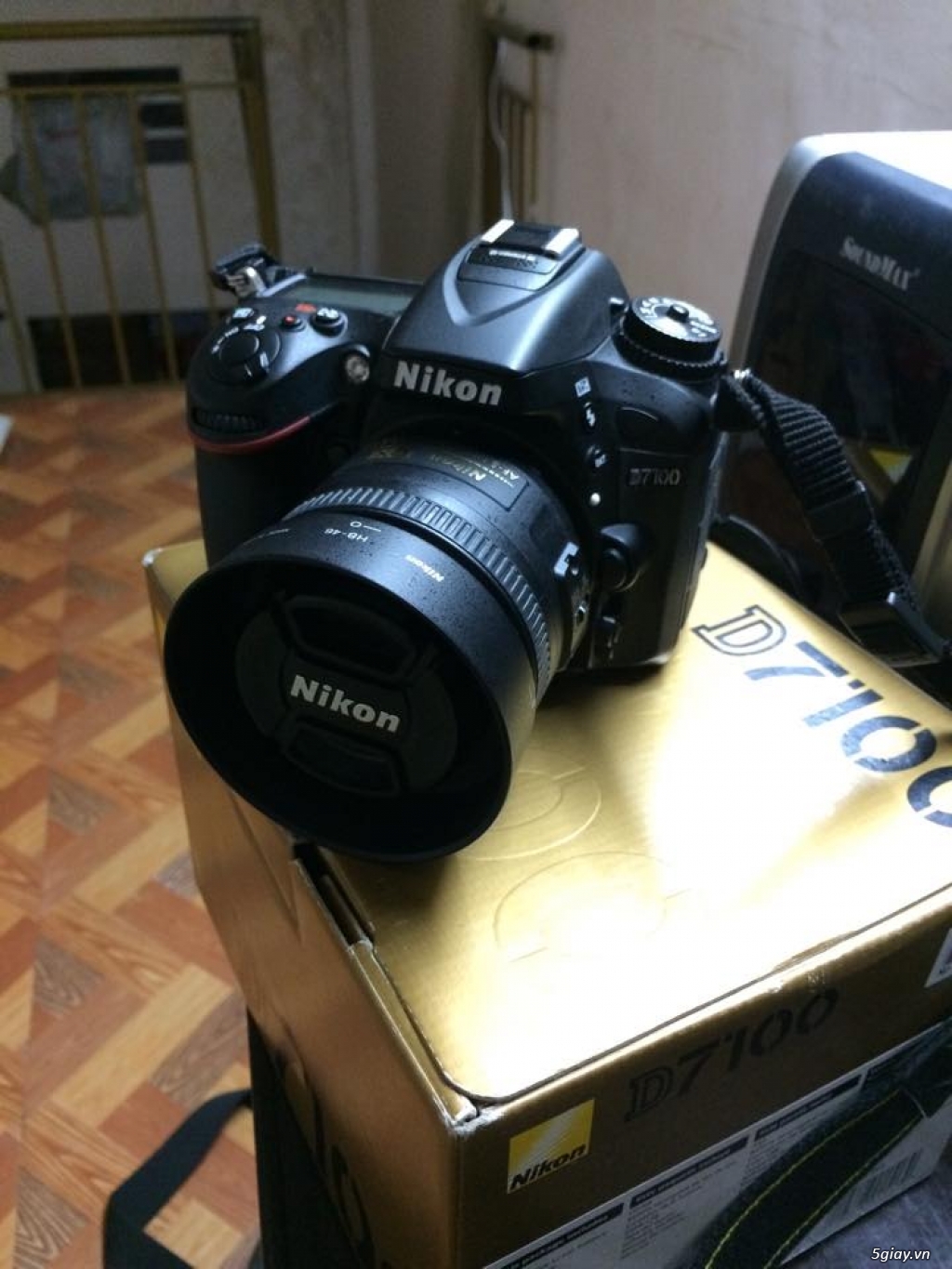 Nikon D7100 fullbox còn bảo hảnh - 1