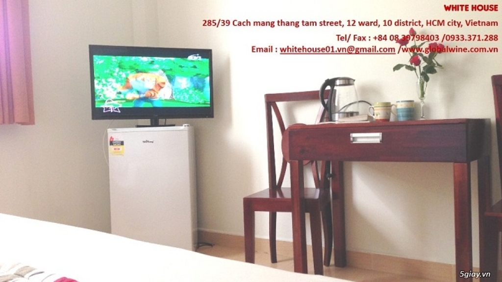 Cho thuê căn hộ tòa nhà White House 285/39 CMT8, P12, TT Q10, mới