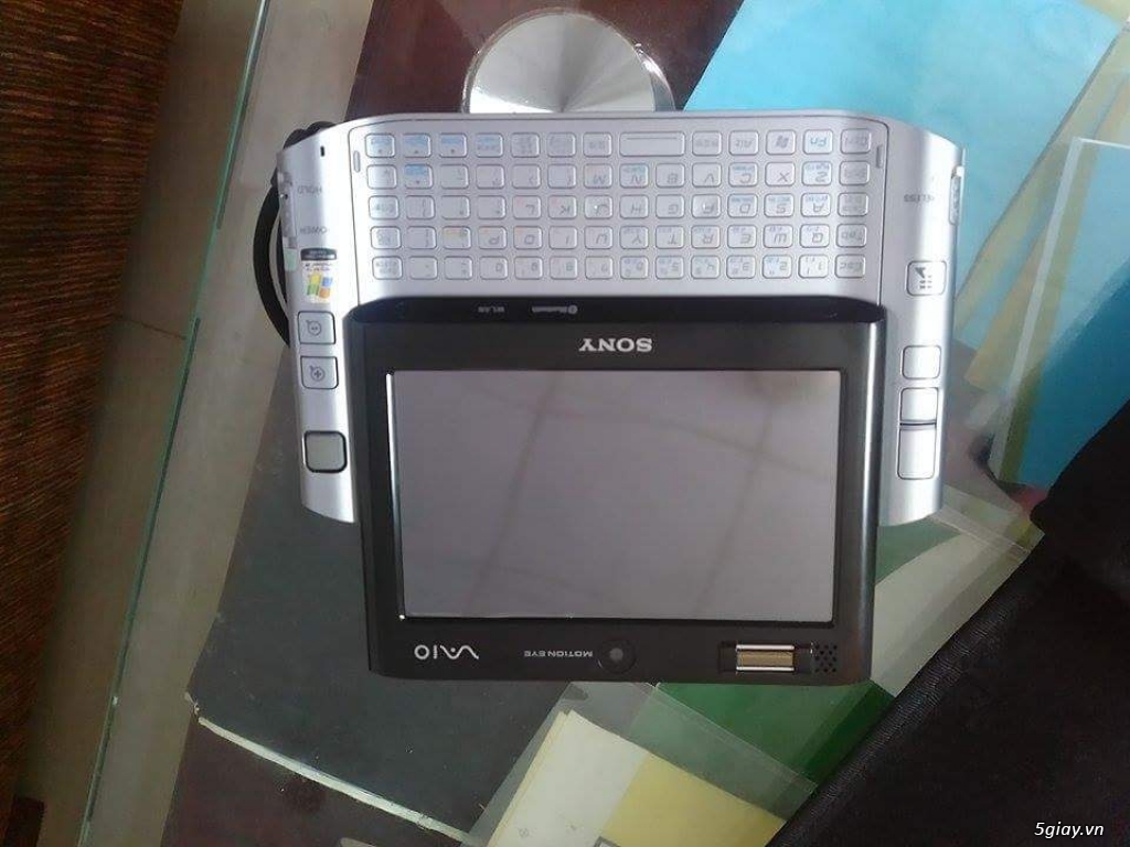 Siêu di động Sony Vaio UX50 - 1