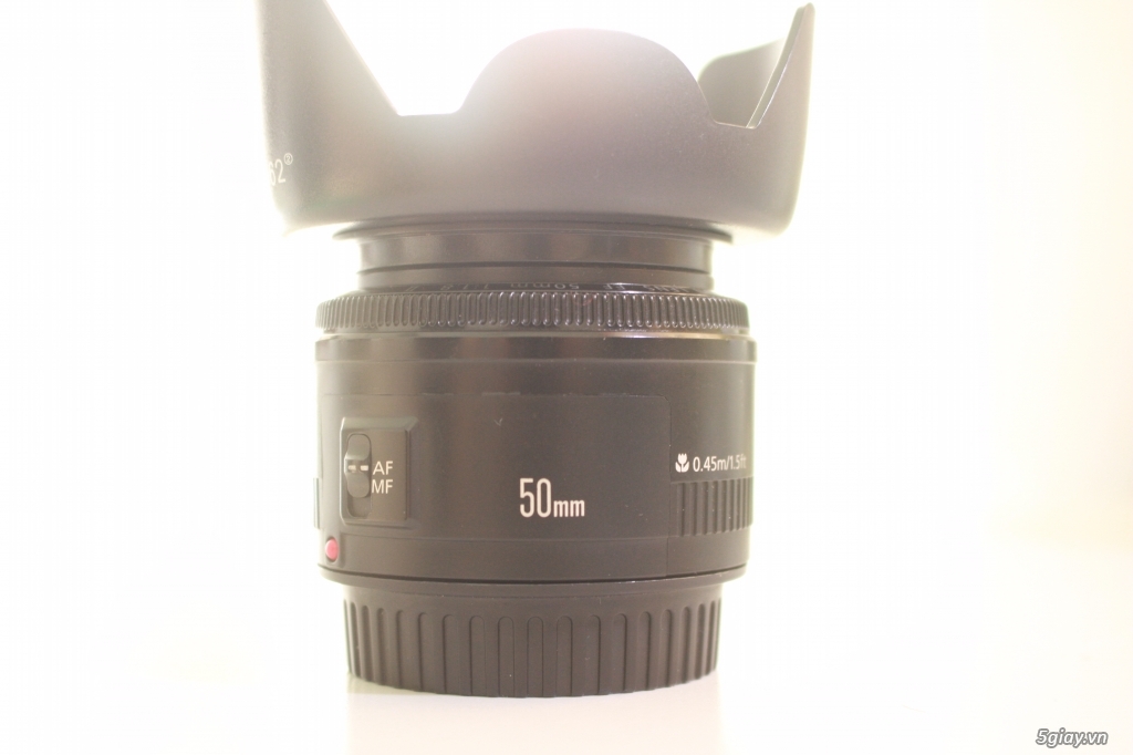 Bán len Canon EF 50mm f/1.8 II giá rẻ, đủ phụ kiện