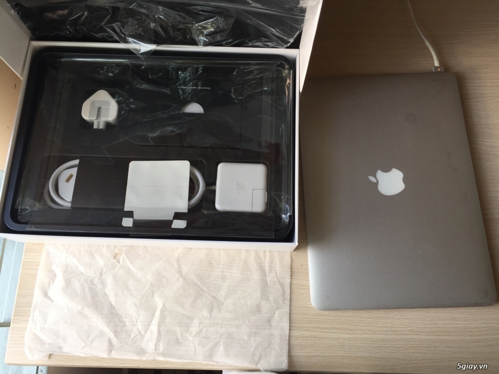 MacBook Air 13 - 2014 - MD760ZP/B mới 98% - giá hợp lý nhất - 1