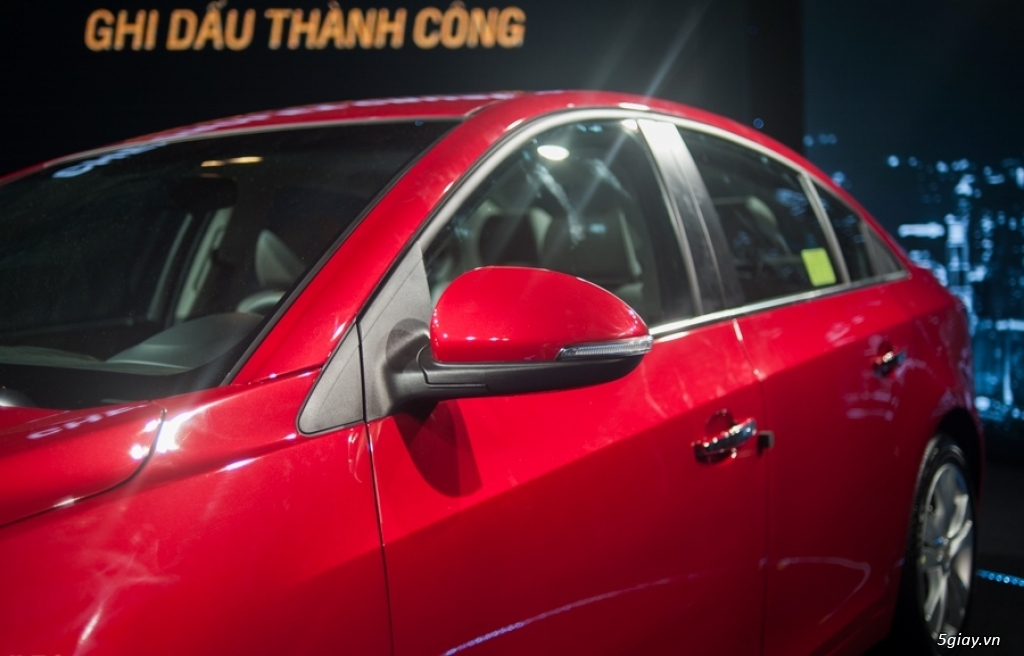 GM Chevrolet Việt Nam giới thiệu dòng xe Chevrolet Cruze 2015 - 2