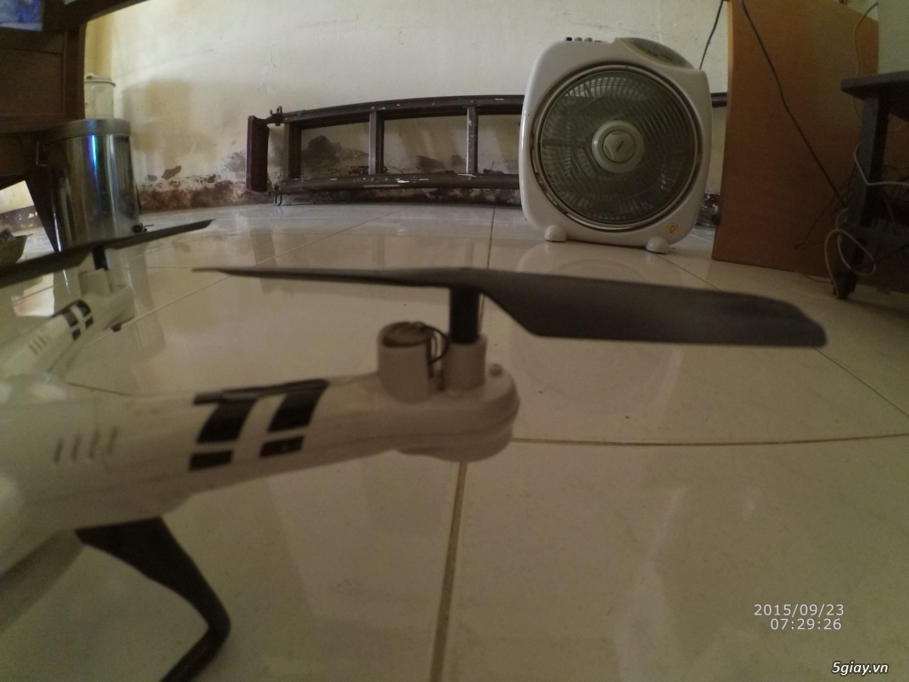 Máy bay điều khiển JJRC V686G 90% giá 1200K nè anh em