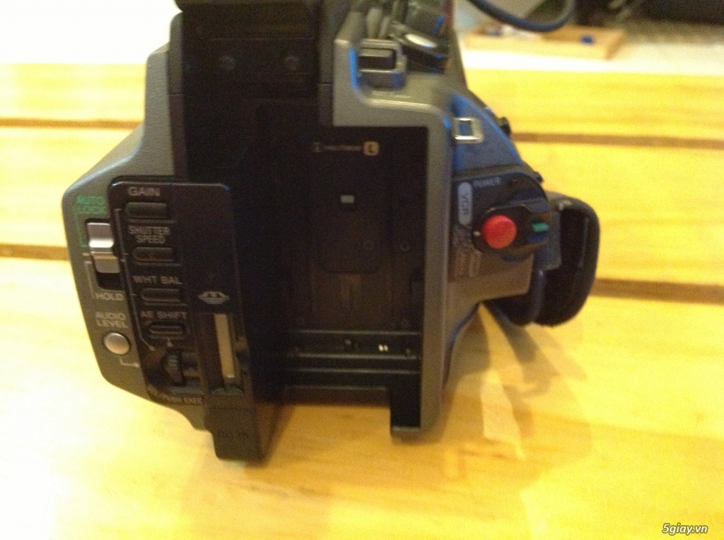 Máy quay phim Sony Pd170 DVcam