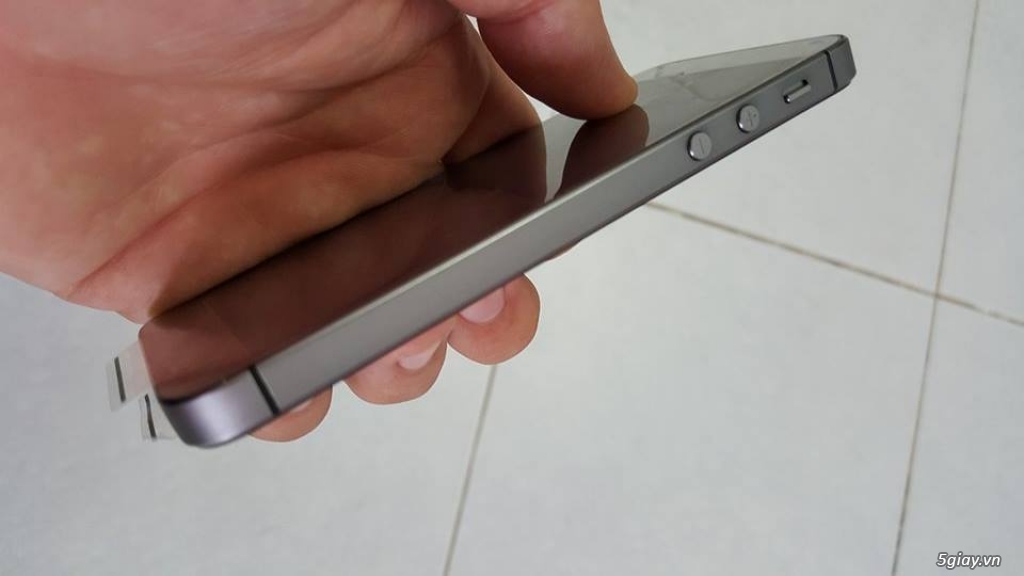 Iphone 5S quốc tế 16GB màu Grey giá Shock !!!