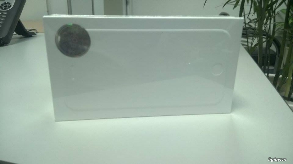 (FPT) Iphone 6 - 64G Sliver - Nguyên seal chưa active