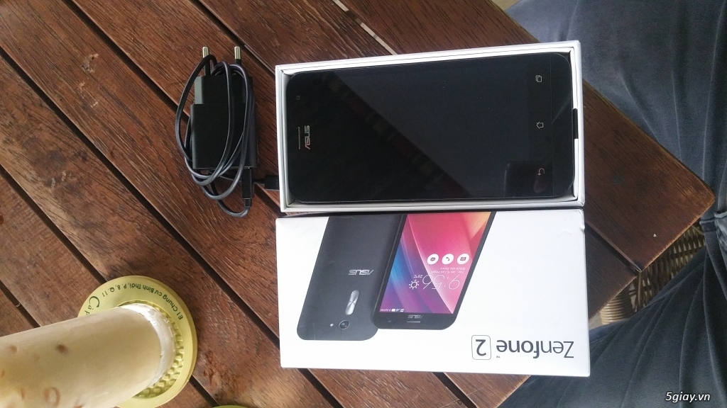 zenfone 2 fullbox FPT sky 900 tai nghe KM300is 99%