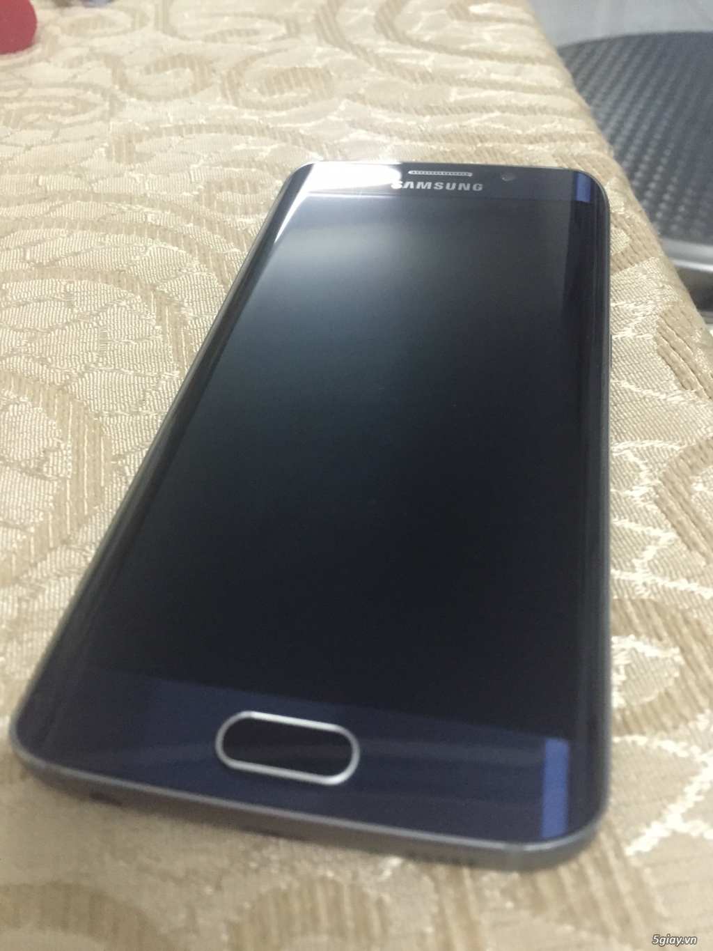 Samsung Galaxy S6 Edge Đen như mới