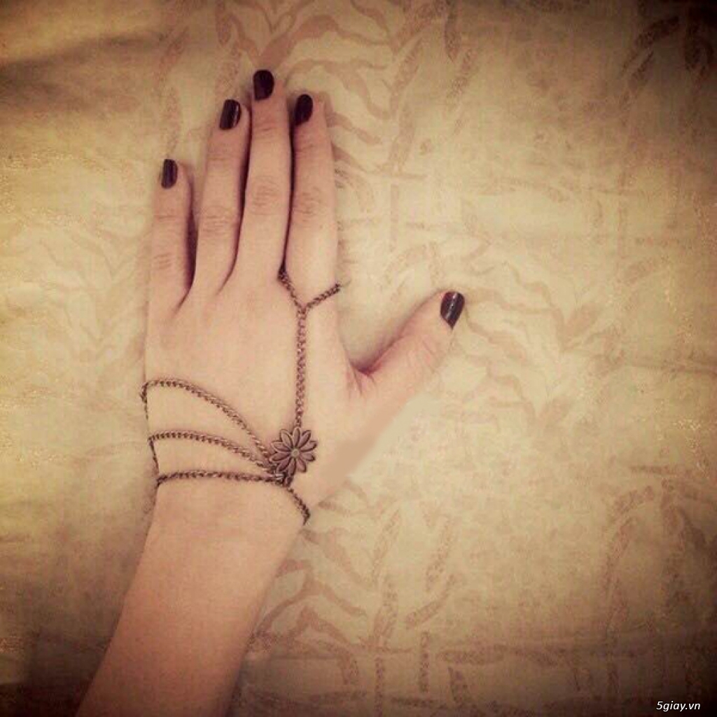 Vòng tay đính đá charm phong cách vintage, phụ kiện hobo đầy cá tính siêu rẻ - 1