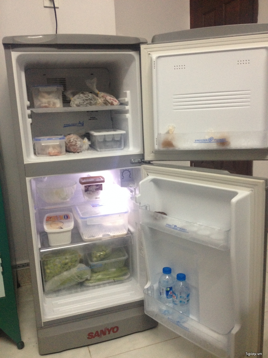 Bán tủ lạnh Sanyo 130l như mới còn bảo hành chính hãng 2 năm - 2