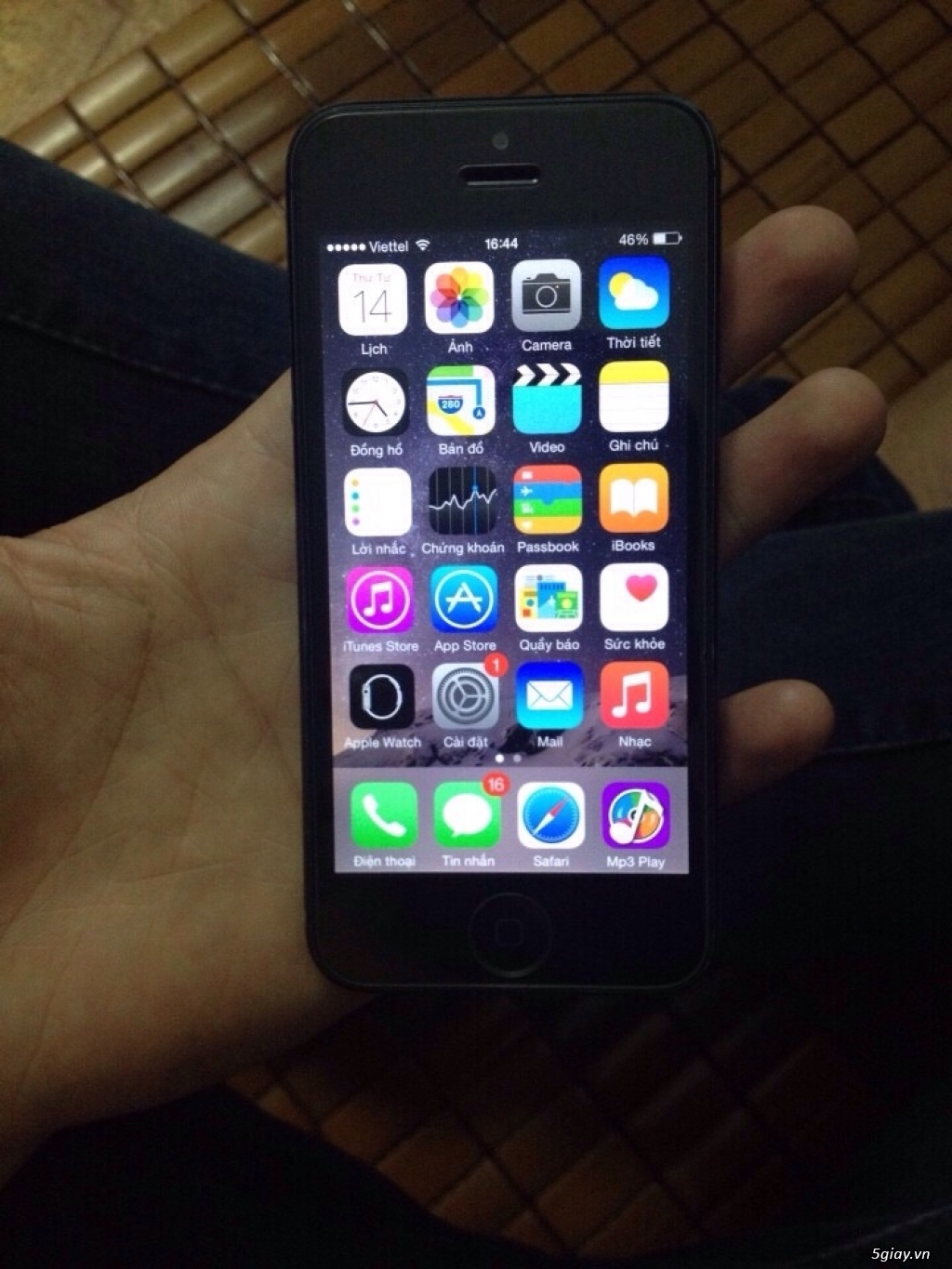 Bán iphone 5 black 16G QT 98-9