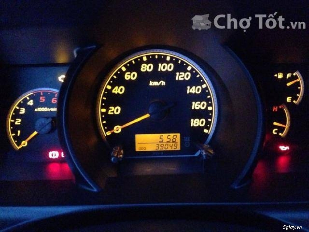 Bán toyota hiace 2010 mới 99%