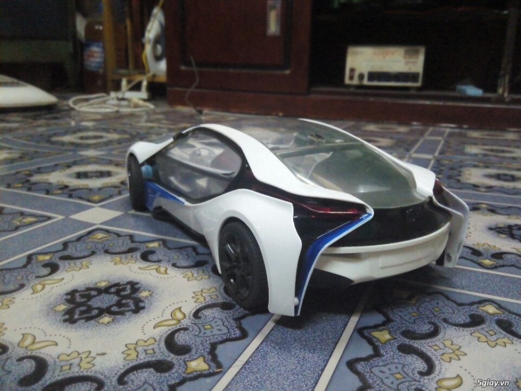 xe điều khiển từ xa BMW i8 tỷ lệ 1.14 mới - 1