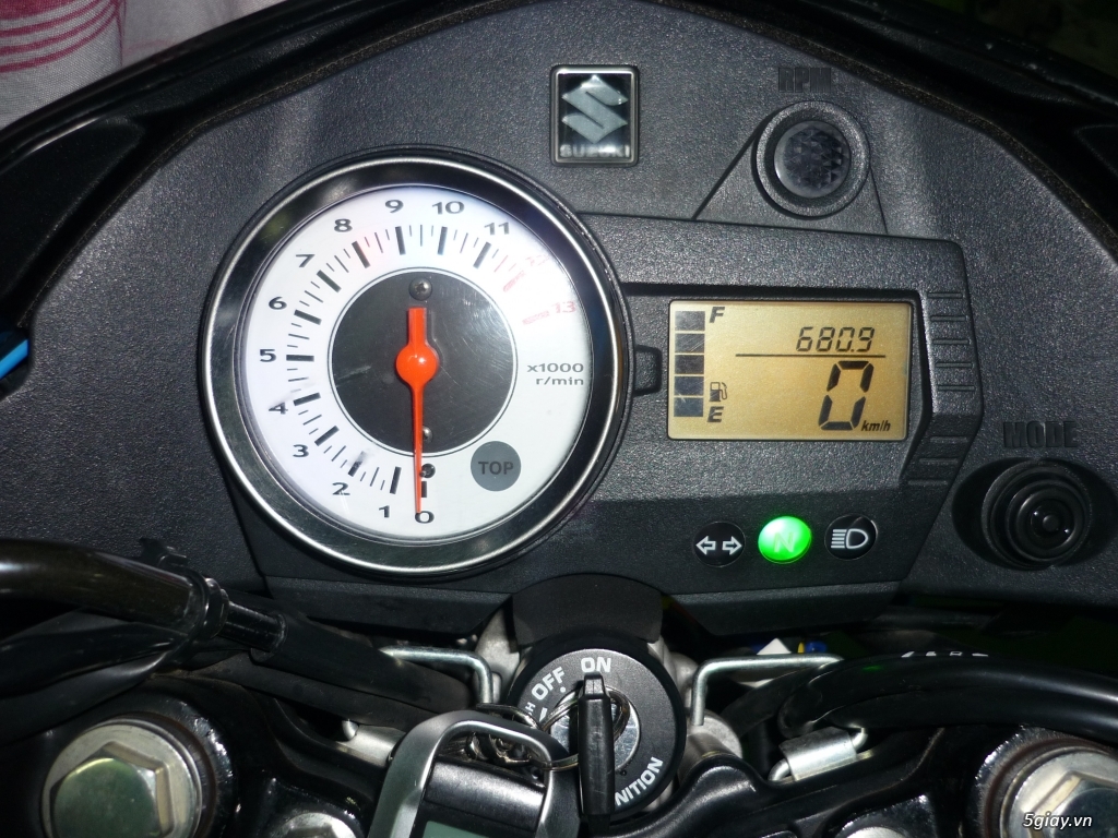 Suzuki Raider VN đăng kí 22/7 2k15 odo 600km 99.9 % - 2