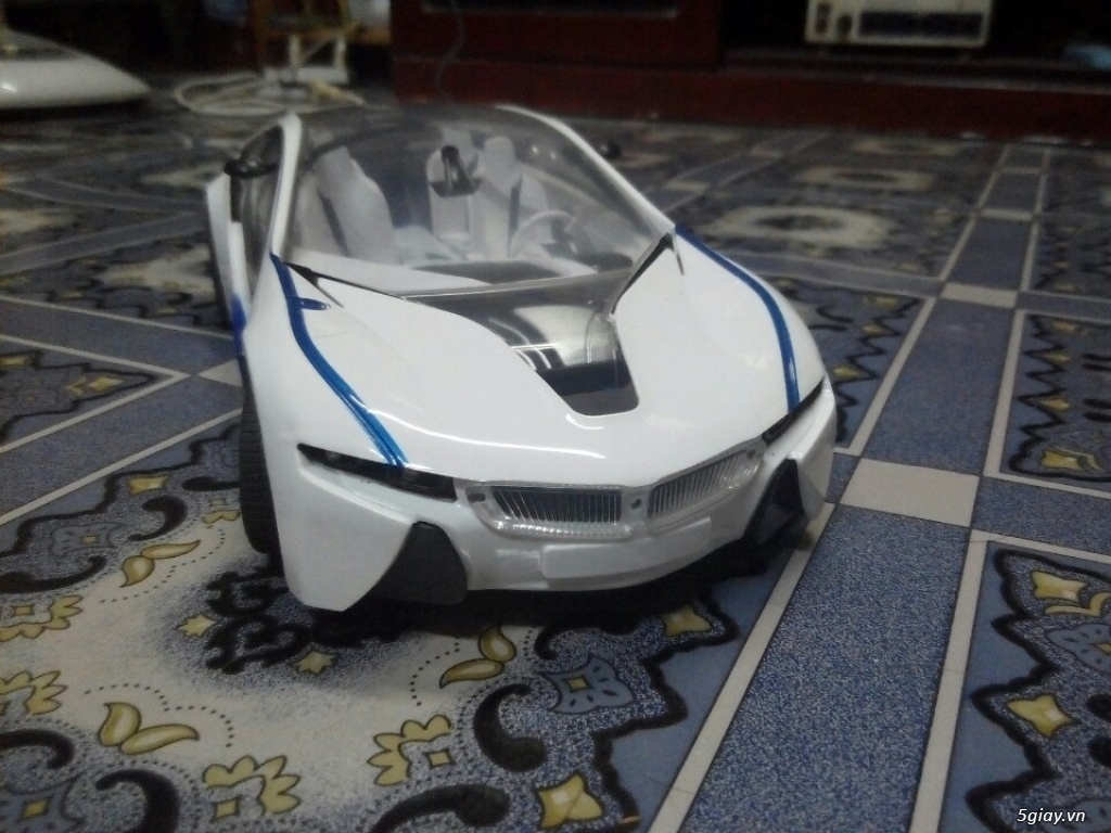 xe điều khiển từ xa BMW i8 tỷ lệ 1.14 mới - 2