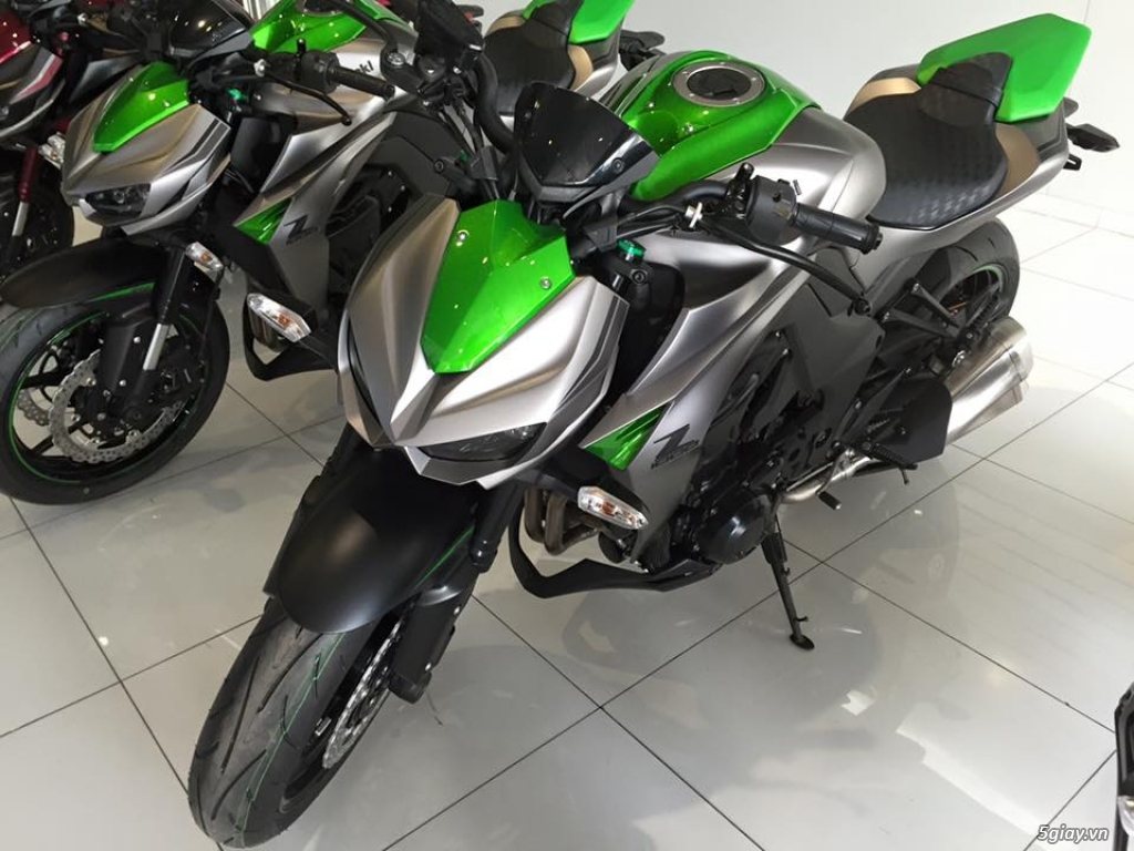 Chi tiết Kawasaki Z1000 bản xanh trắng mát mắt giá 390 triệu đồng tại  Việt Nam