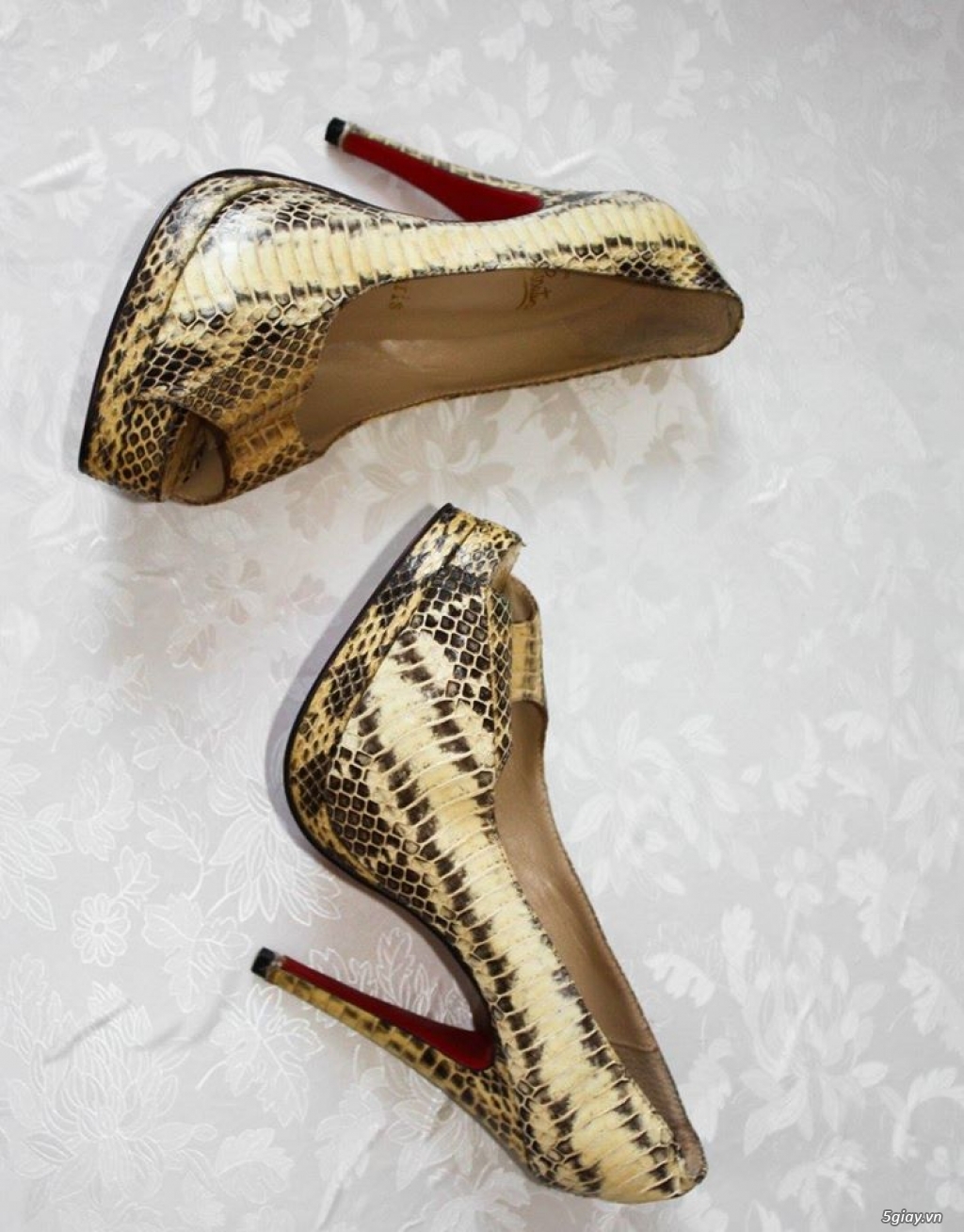 Giày nữ: Louboutin, Valentino, chaaa, LV, Ferragamo, Prada, Jimmy Choo..đẹp và sang trọng, quí phái - 35