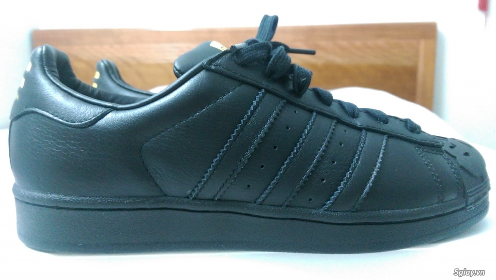 Bán giày Adidas Todd James Supershell Superstar mới 100% size US 8 black - 2