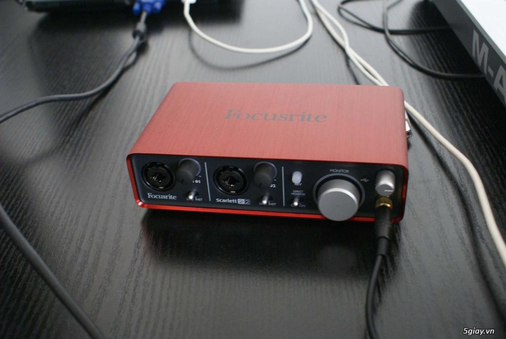 Combo thu âm cực ngon ( sound card focusrite scarlett 2i2 + micro Audio technica 2020 )