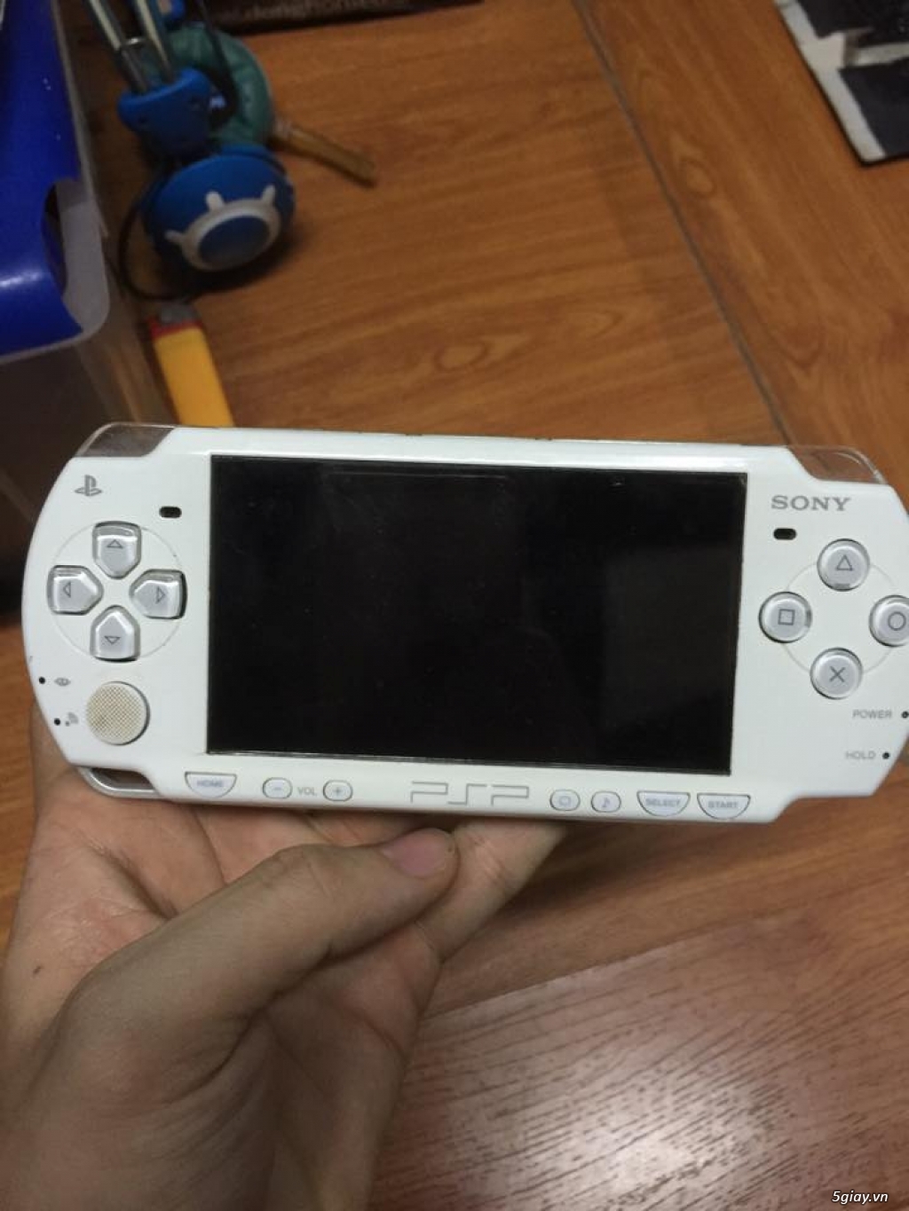 cần ra đi 1 psp slim 2k màu trắng phiên bản Star world  1 triệu 3
