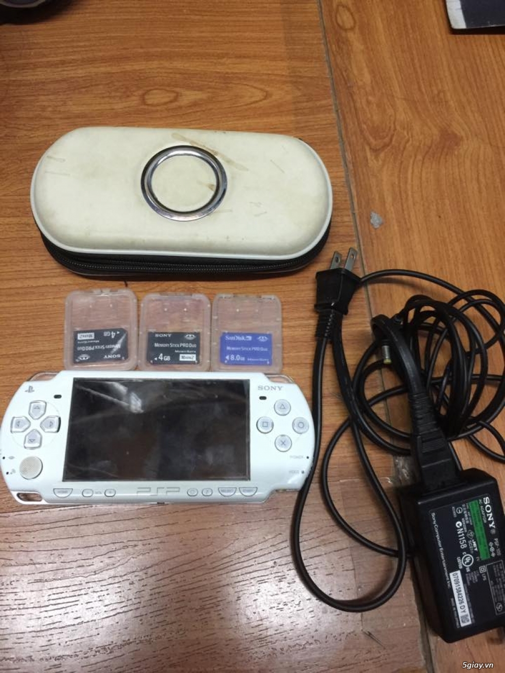 cần ra đi 1 psp slim 2k màu trắng phiên bản Star world  1 triệu 3 - 3
