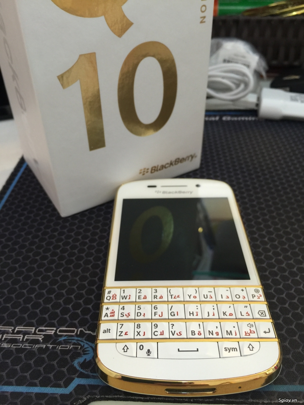 [HCM] Bán Black Berry Q10 Gold Edition xịn, pin 777 like new giá tốt - 3