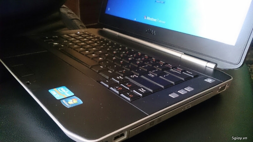 dell latitude 5420 core i7 giá sinh viên. - 1