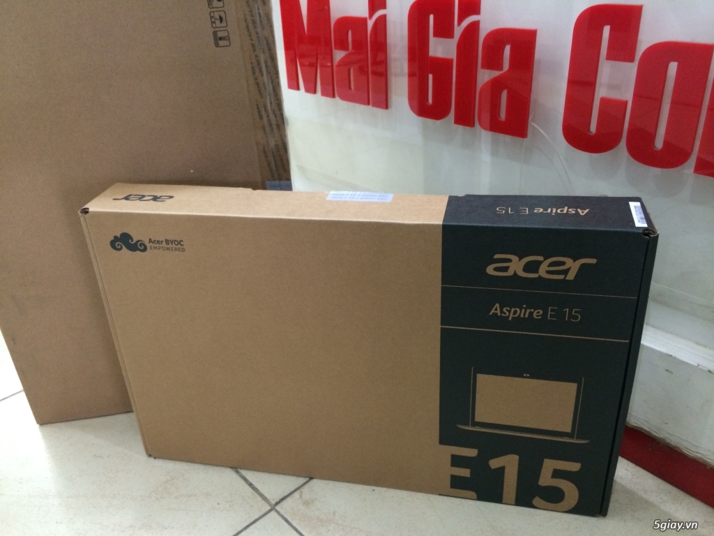 bán laptop Acer E15 hàng new 100% fullbox....